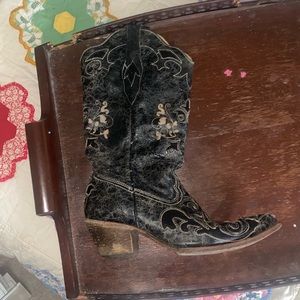 corral black vintage boots
